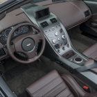 vantage-gt12-roadster_12_resized.jpg