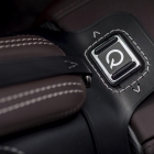 vantage-gt12-roadster_15_resized.jpg