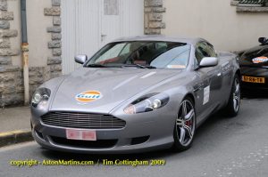 Aston Martin DB9 LM