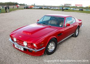 Aston Martin V8 Vantage series 1 V540 flip-tail