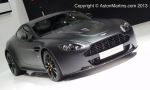 Aston Martin V12 Vantage in Satin Black