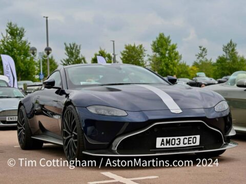 Vantage CEO Edition, by Q